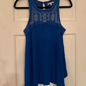 Blue embroidered flowy tank top
